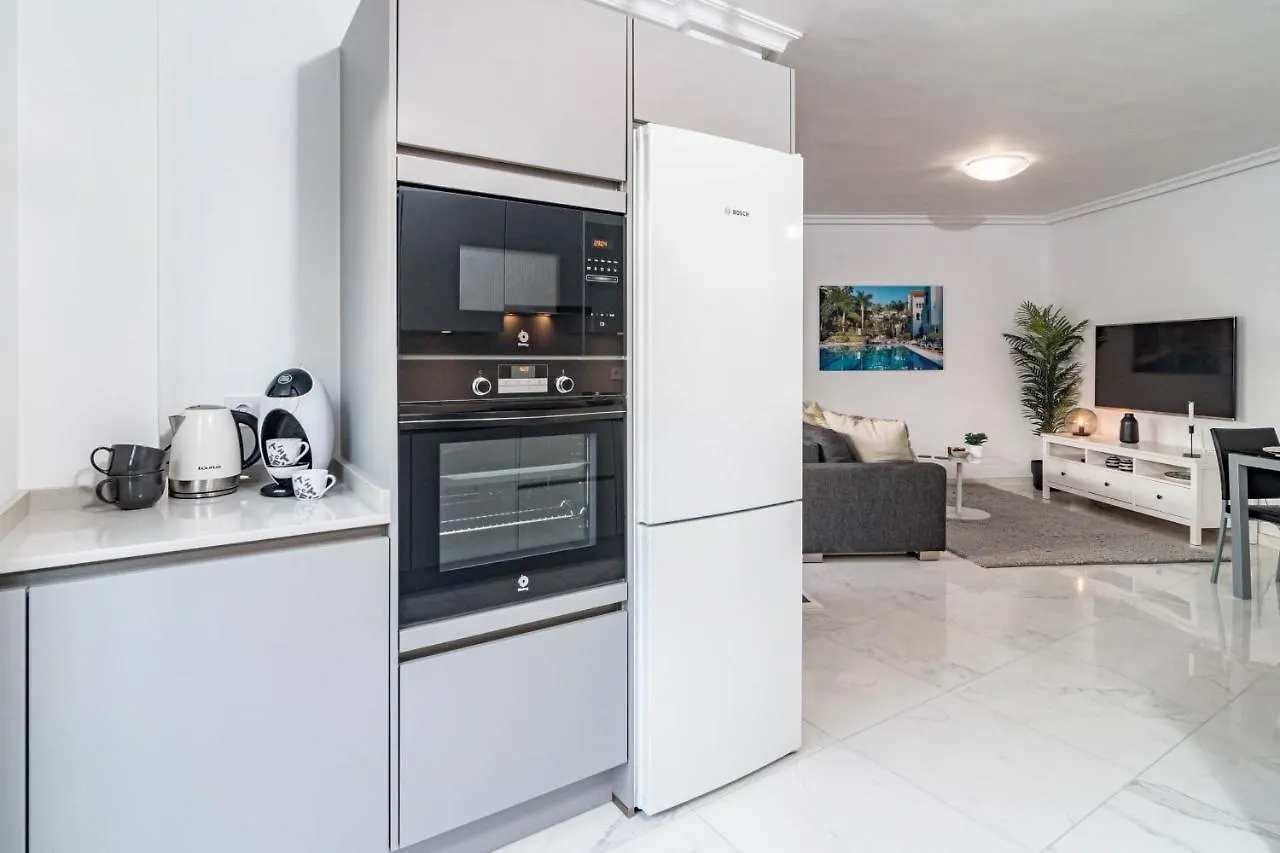 Modern 3 Bedroom Apartment In Marbella With A Heated Pool Close To Puerto Banus
