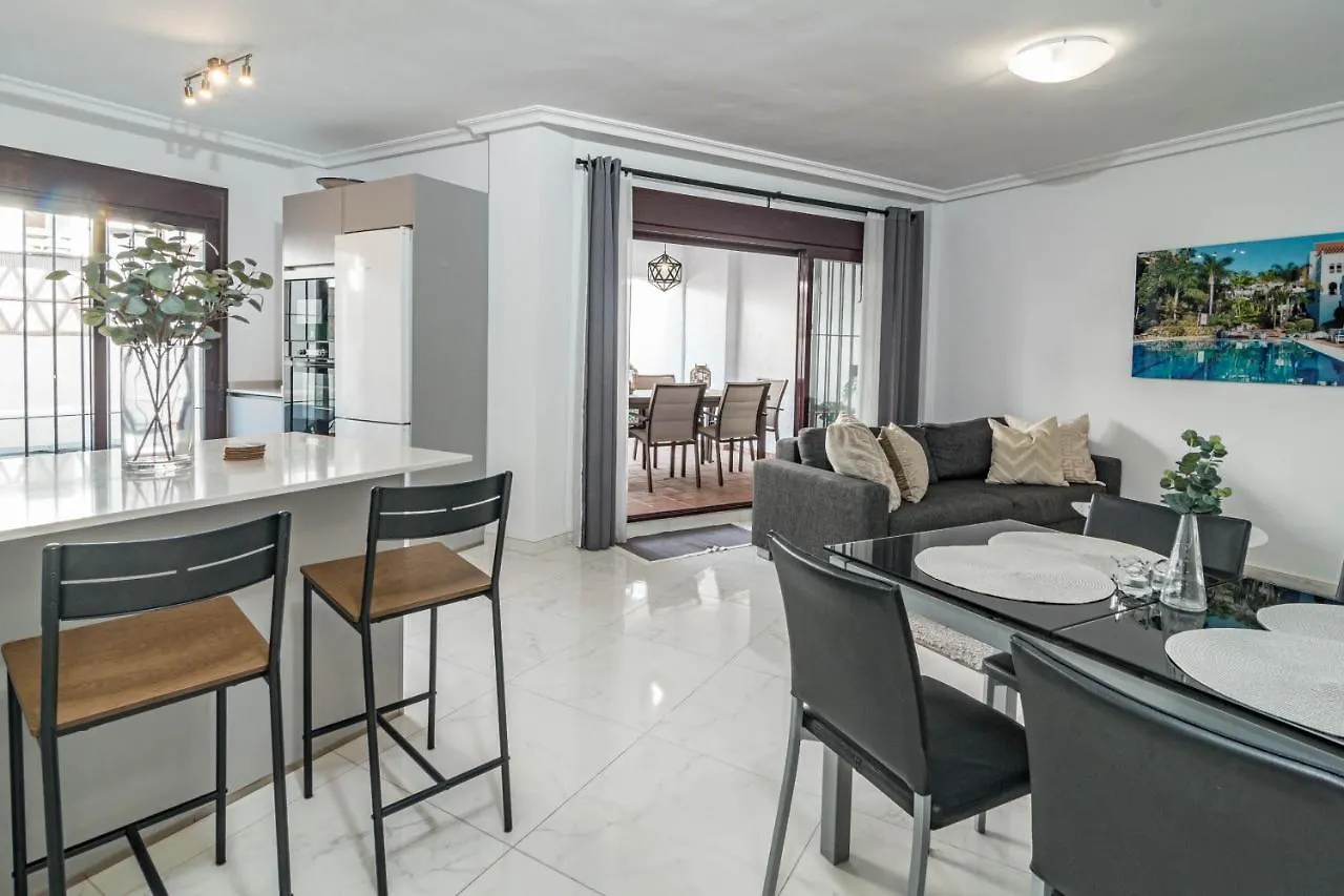 Modern 3 Bedroom Apartment In Marbella With A Heated Pool Close To Puerto Banus